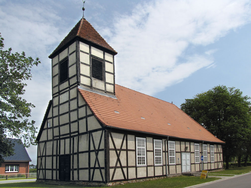 Kirche Leopoldshagen